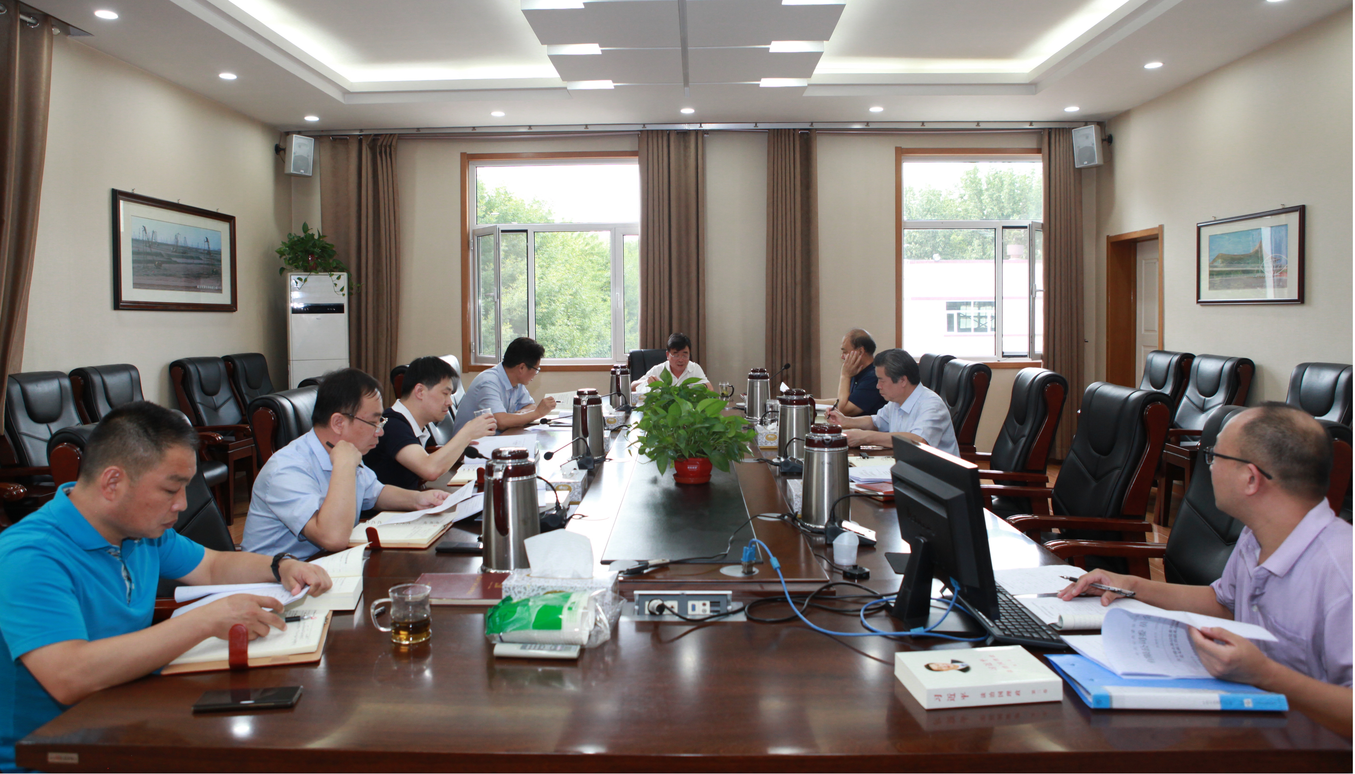 山西建投机械化集团党委理论学习中心组集体学习《习近平谈治国理政》第三卷