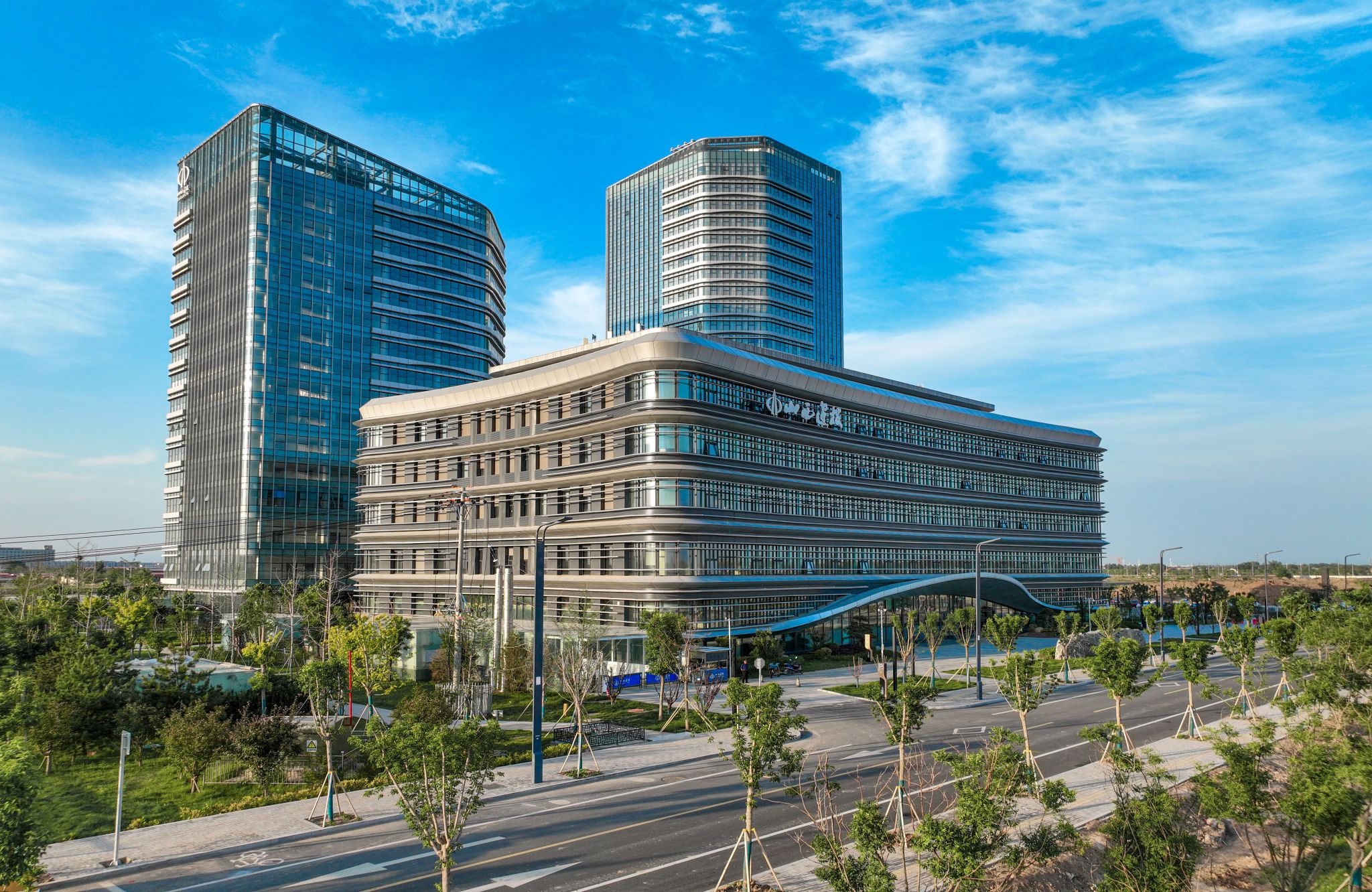 山西建投园区建发集团投建的新源智慧建设运行总部安装工程 荣获“中国安装之星”大奖