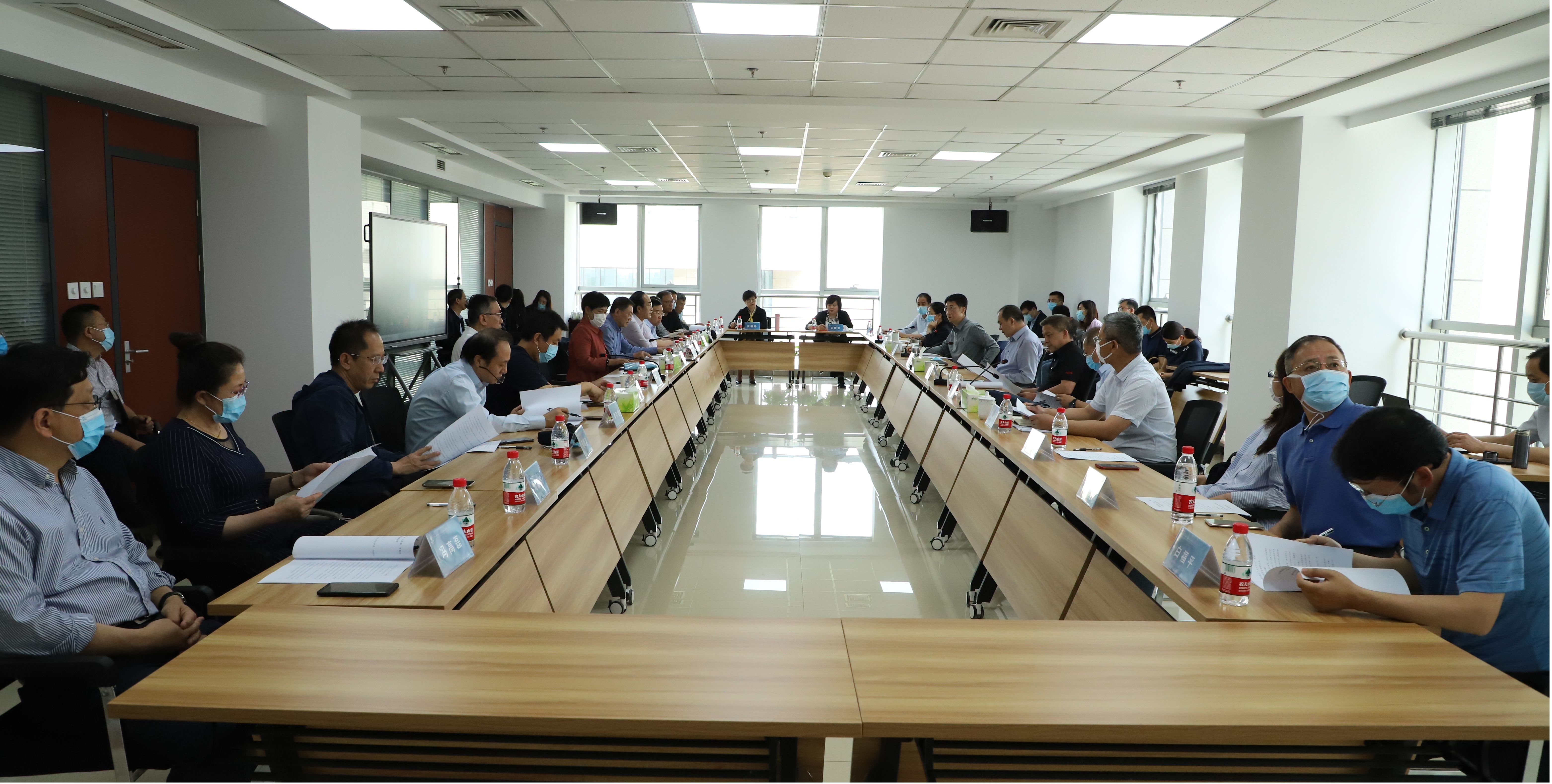 山西建投“五大中心”项目建设专家工作委员会咨询工作正式启动