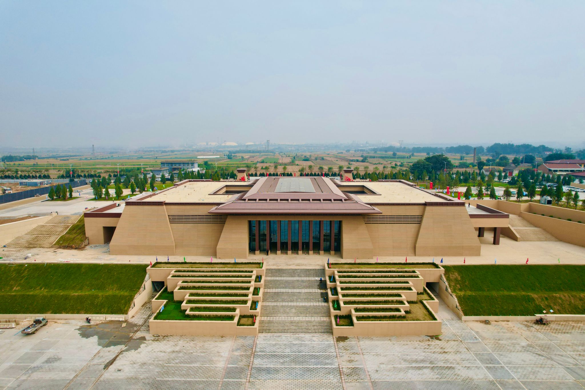 av线上
承建的陶寺遗址博物馆即将开馆