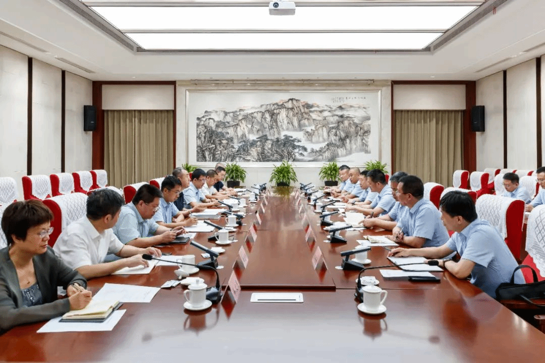 山西建投与晋城市政府举行工作会谈