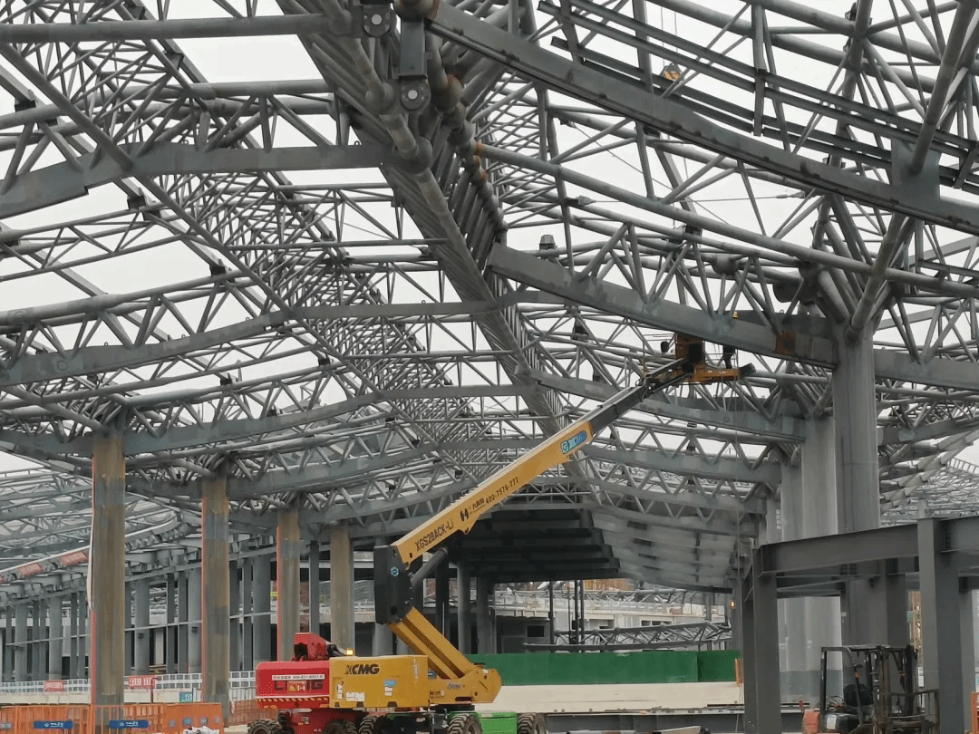 av线上
全面复工复产 奏响高质量发展“春日序曲”